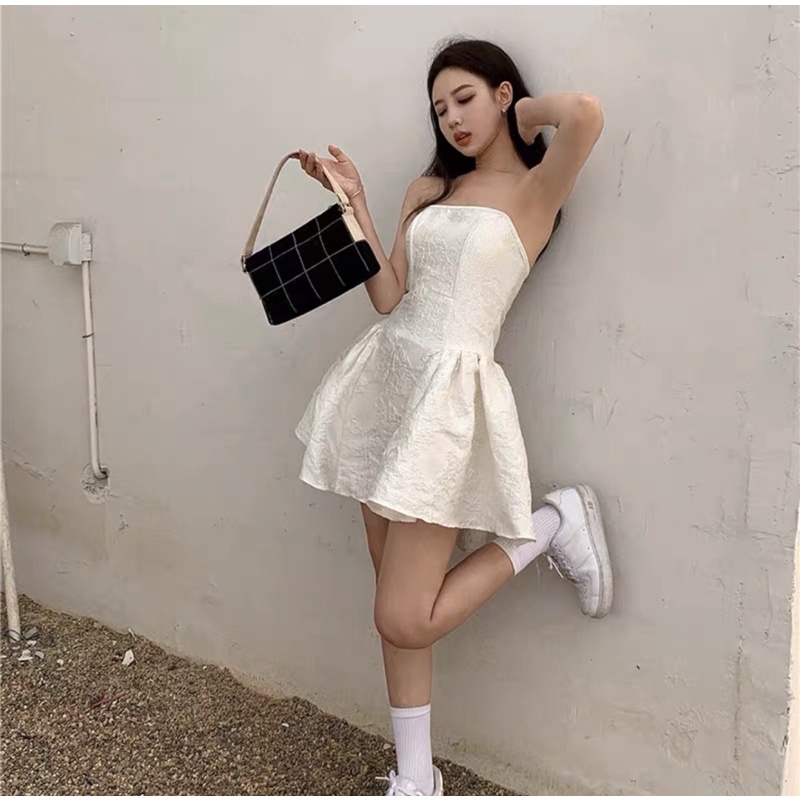 Váy cúp ngực dáng xoè cao cấp và Áo Len