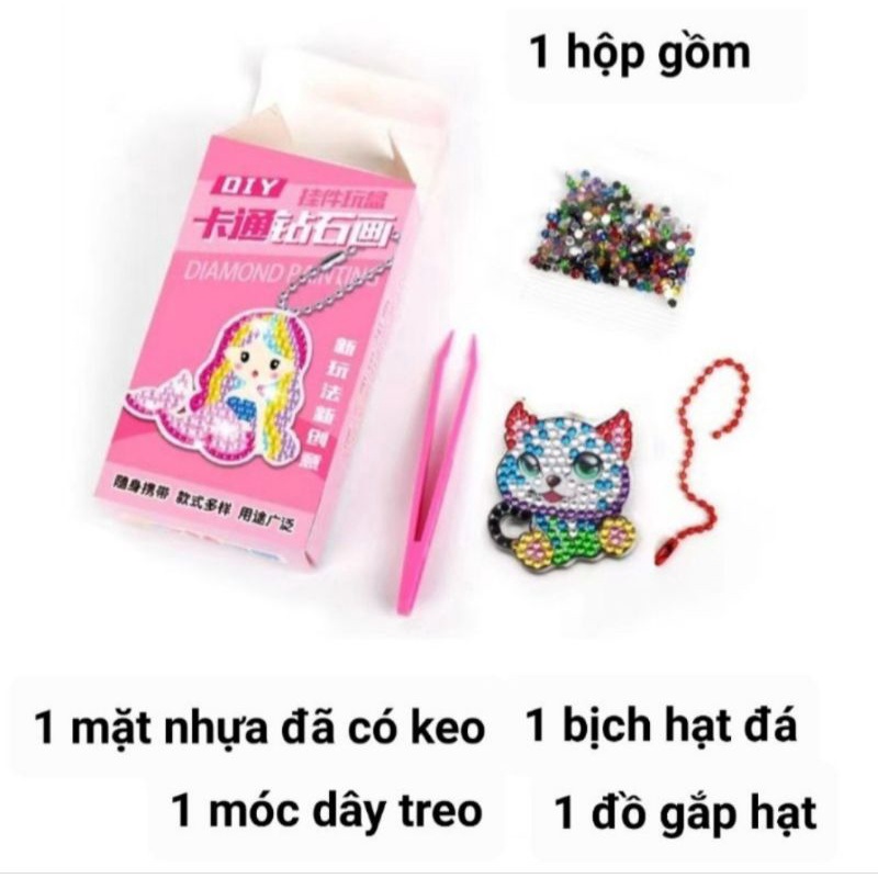 SỈ: THÙNG GỒM 20 HỘP TỰ LÀM MÓC KHÓA NHỰA  ĐÍNH HẠT ĐÁ 5D LẤP LÁNH DIY (Đính hạt  lên charm nhựa acrylic), có clip