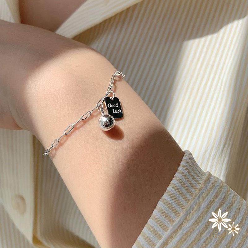 Vòng cổ Thép Titan Mặt Vuông Nhỏ May Mắn Phong Cách Hàn Quốc