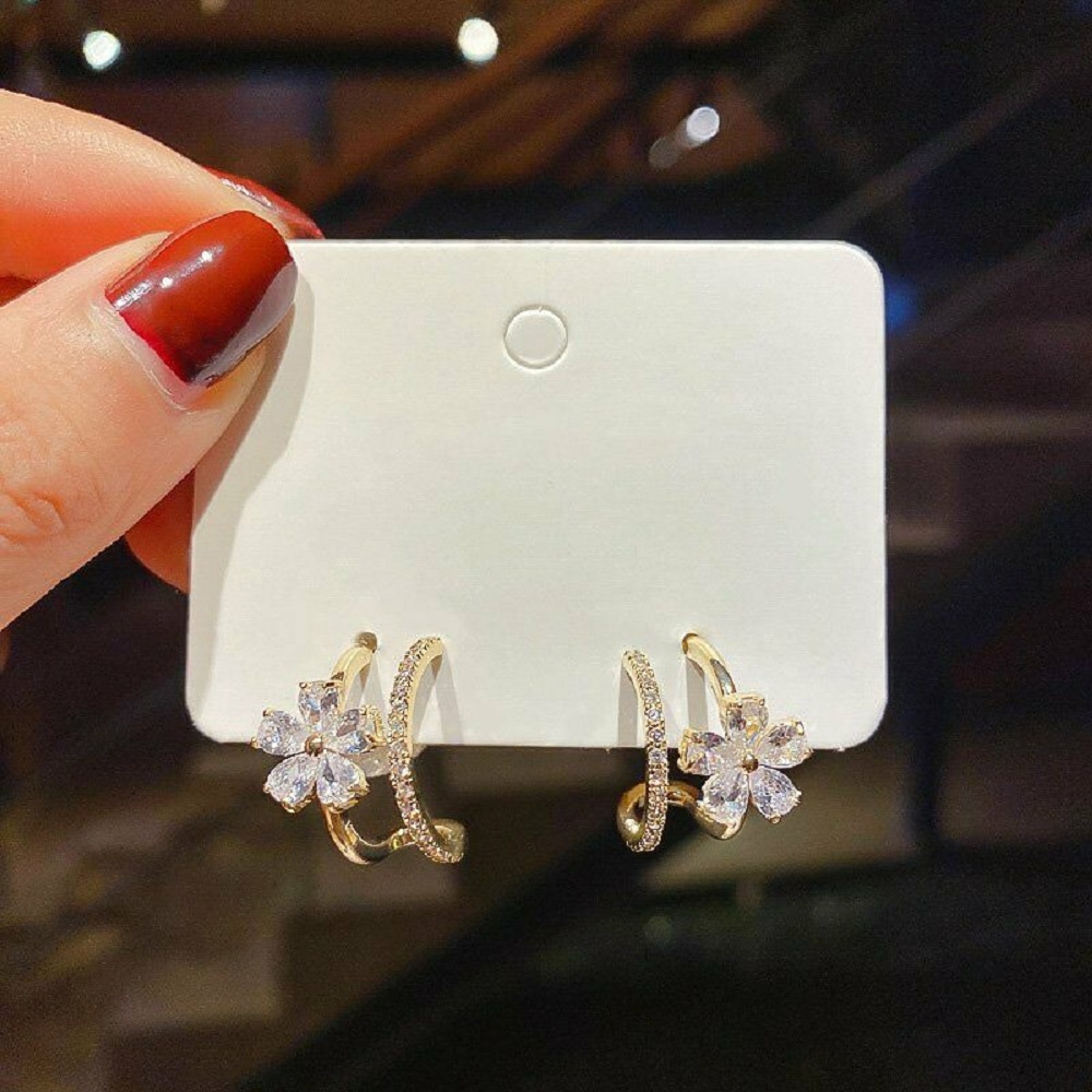 Đôi bông tai hình chữ u đính đá zircon