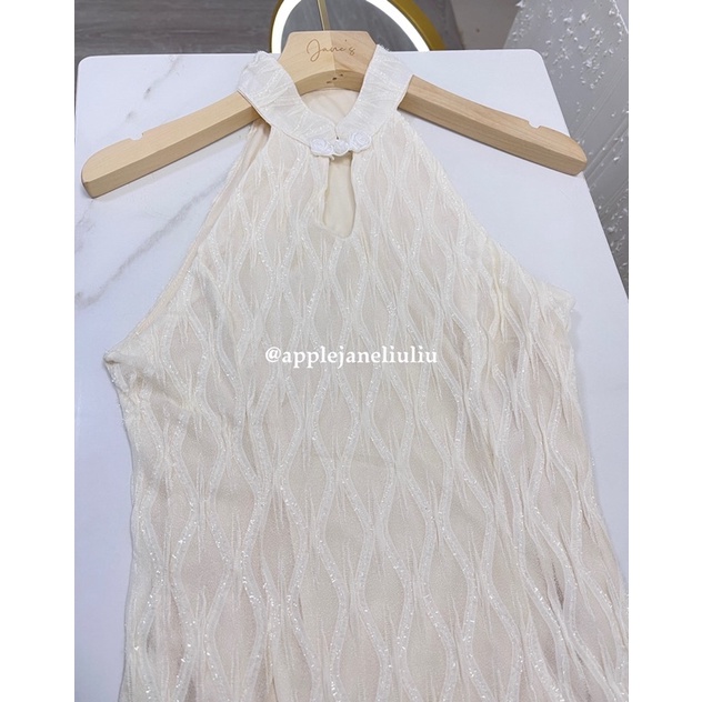 Jane Sườn xám ngắn tay xẻ tà ren gân quyến rũ