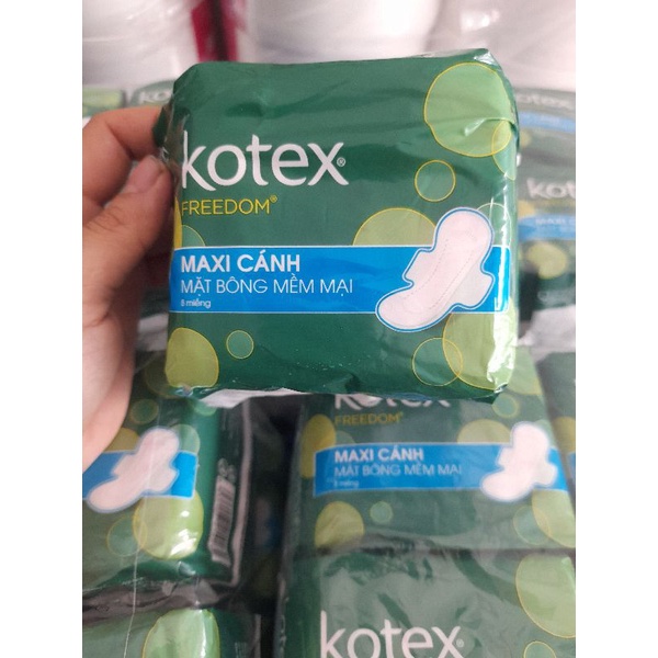 Băng vệ sinh kotex bịch 8 miếng maxi cánh