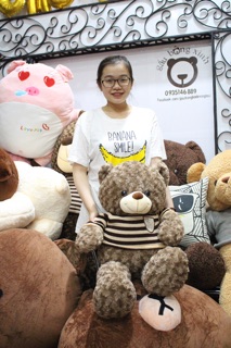 Gấu bông teddy áo len cao 80cm
