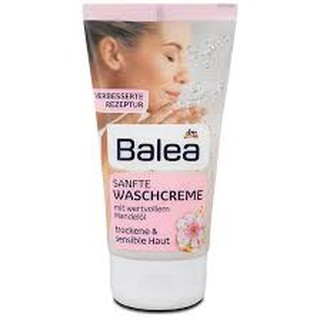 Sữa rửa mặt balea cho da khô và nhạy cảm