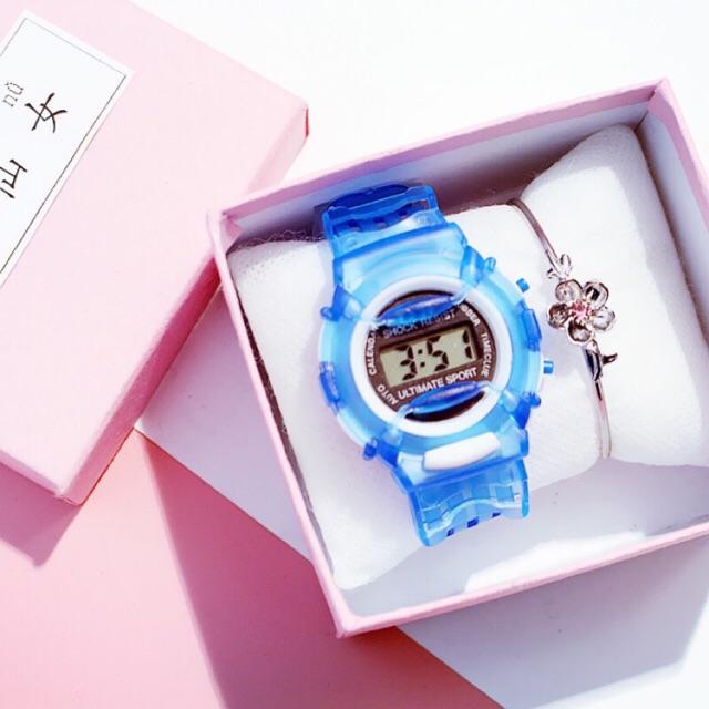 (New) Đồng hồ trẻ em điện tử dây nhựa dẻo 5 màu sinh động | BigBuy360 - bigbuy360.vn