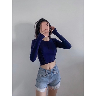 Tay dài lệch tà viền lai