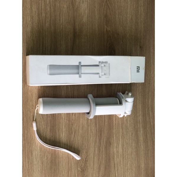 Gậy chụp ảnh Mi Selfie Stick