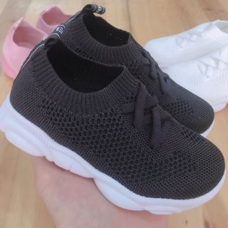 Giày thể thao gấu siêu nhẹ