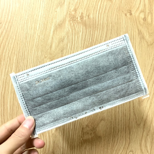 Khau trang y te 4 lop than hoat tinh | BigBuy360 - bigbuy360.vn