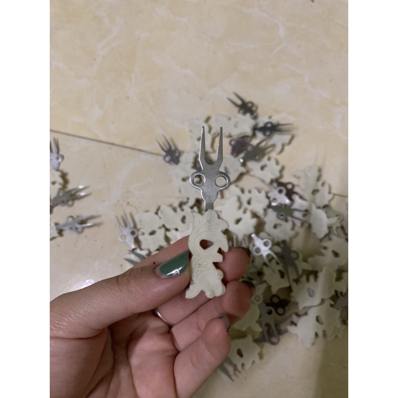 XIÊN CHUỐI HOA QUẢ CHO CHIM
