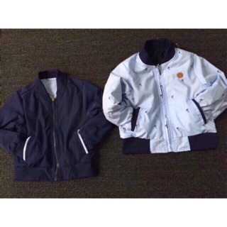 Áo bomber gio’ MAYORAL mặc 2 mặt ạ