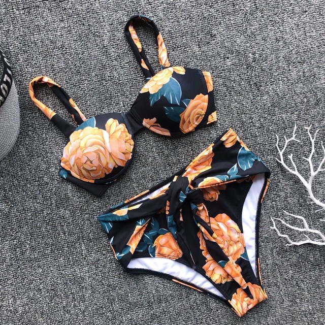 [BKN664] &lt;ÂU&gt; SET BIKINI TRẮNG HOA ĐỎ CUPSO NƠ EO (CÓ GỌNG) (CẠP CAO)