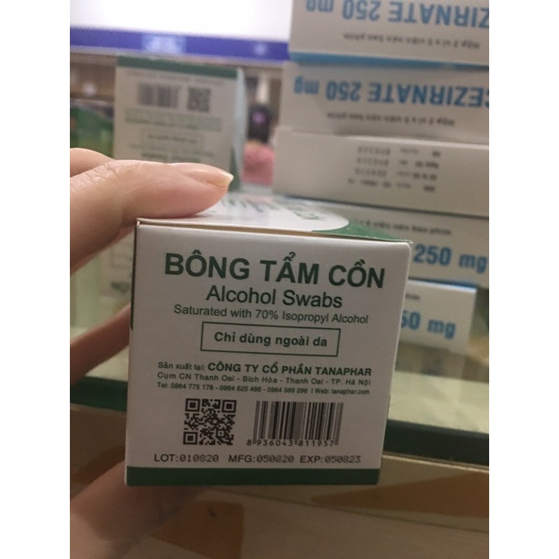 hộp 100 bông tẩm cồn Alcohol swabs