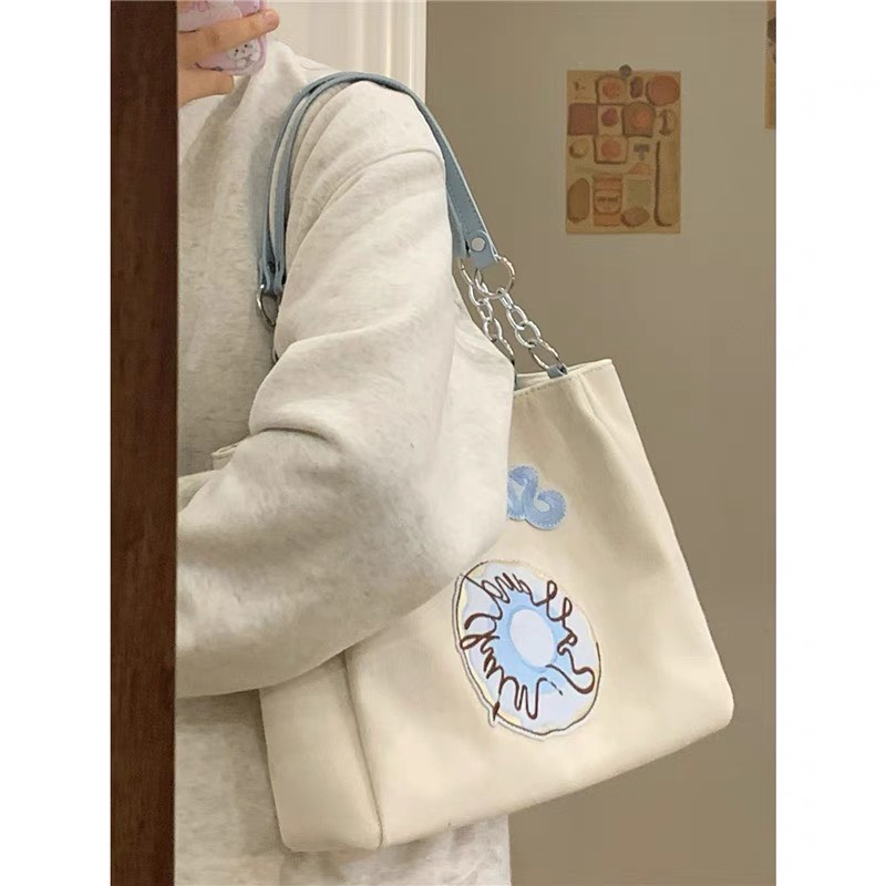 Túi tote 2022 thêu bánh donut