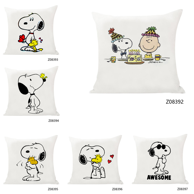 Vỏ Gối Vuông 45x45cm Họa Tiết Chú Chó Snoopy Dễ Thương