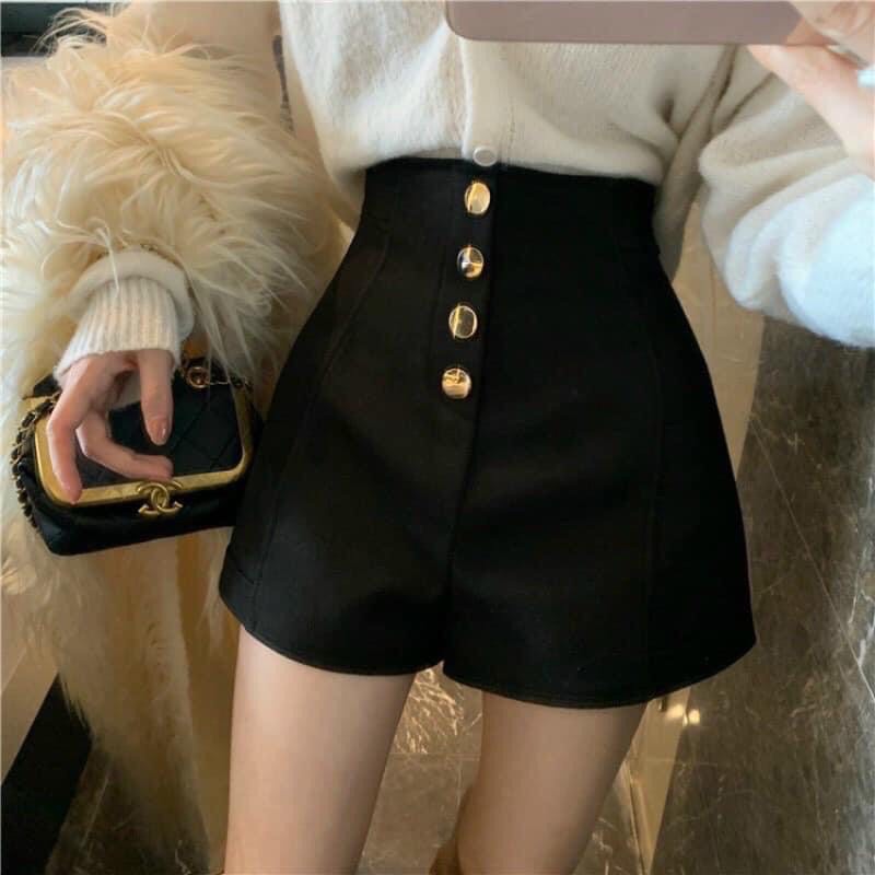 Quần Short Lưng Cao Gen Bụng phối 4 cúc trang trí