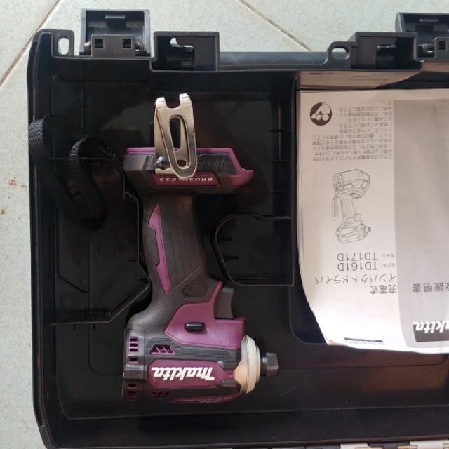 Makita TD171D. Hàng mới 100% xuất xứ nhật bản. Số lượng có hạn