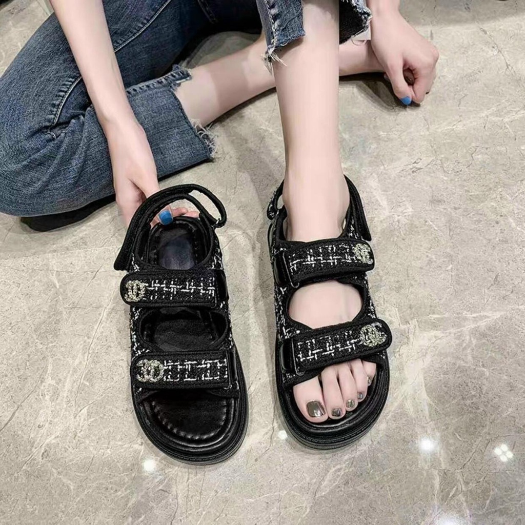Giày xăng đan đế thấp