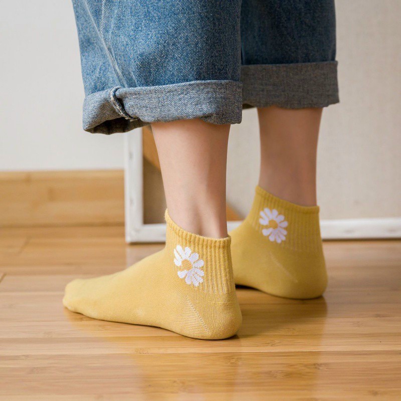 Combo 10 đôi tất cổ ngắn in hoa cúc  tặng kèm túi đựng