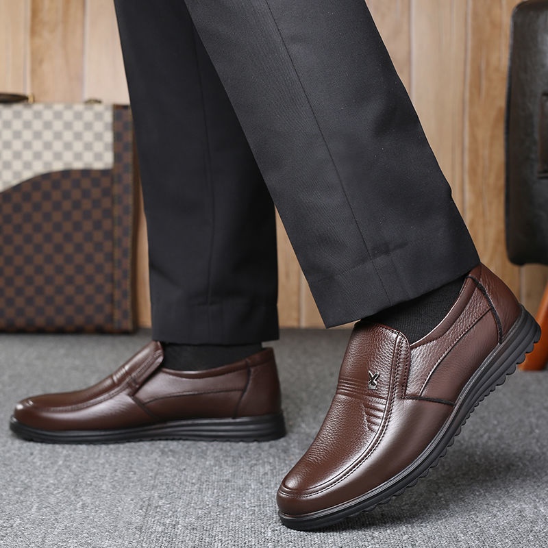 Giày Da Bò 100% Chính Hãng Đế Mềm Chống Trượt Cho Nam