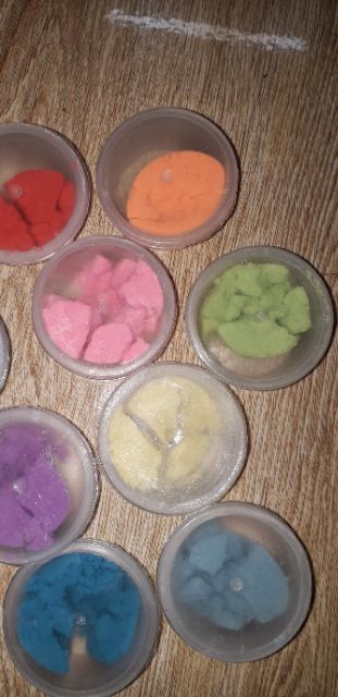 Sét 10 hũ cát động lực có nhiều màu khác nhau