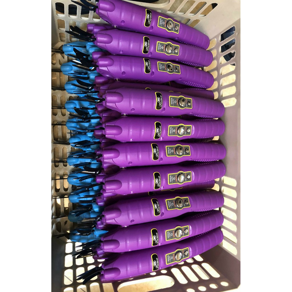 Máy cắt vải mini tiện lợi sử dụng pin &gt; cắt vải thun&gt; Pin bền sự dụng 180h liên tục