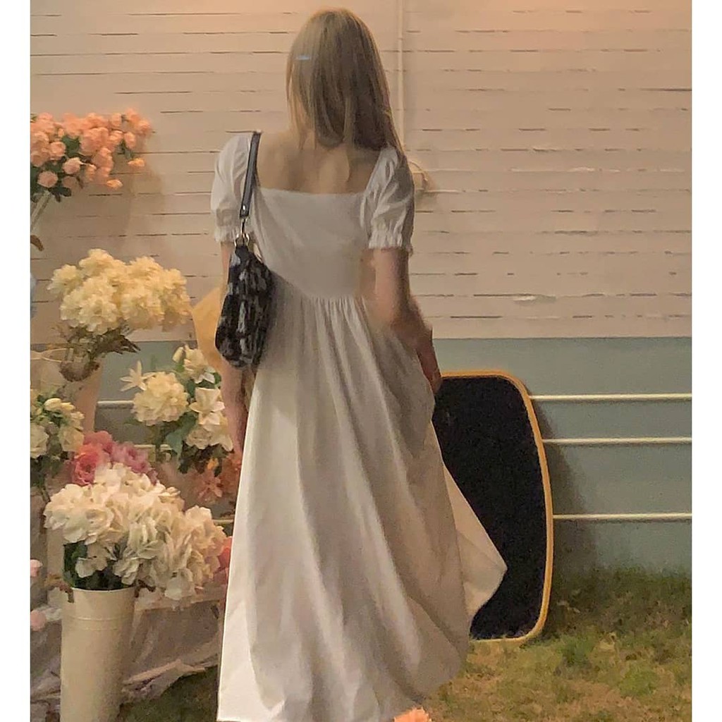 Đầm Suông Trắng Dài Hở Lưng Xẻ Tà Phong Cách Dịu Dàng Nữ Tính