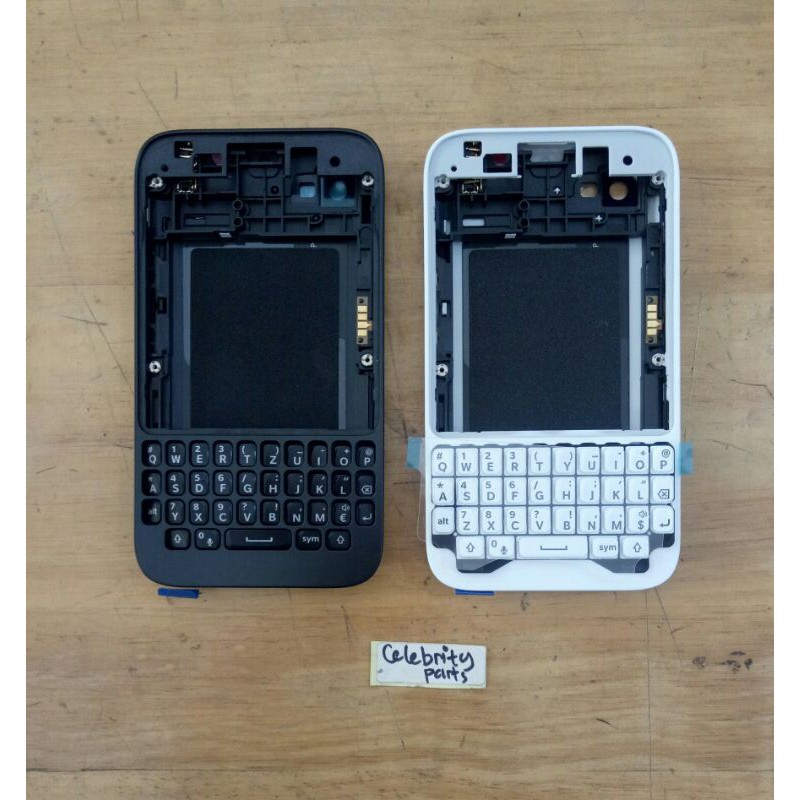 Ốp Điện Thoại Họa Tiết Quả Mâm Xôi Cho Blackberry Q5