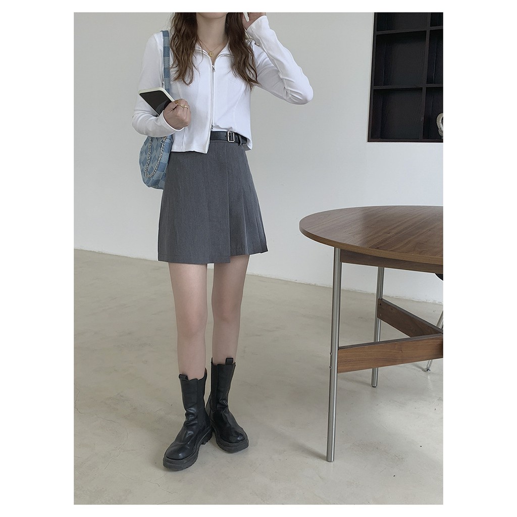 Chân váy xếp ly ngắn chữ a phong cách LAMODE, chân váy chữ a ngắn xếp ly có quần mặc bên trong | BigBuy360 - bigbuy360.vn