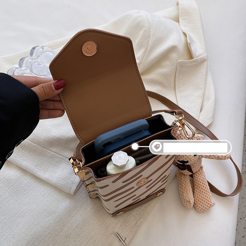 Túi Đeo Chéo Vuông Nhỏ Đựng Điện Thoại Họa Tiết Ngựa Vằn Cho Nữ