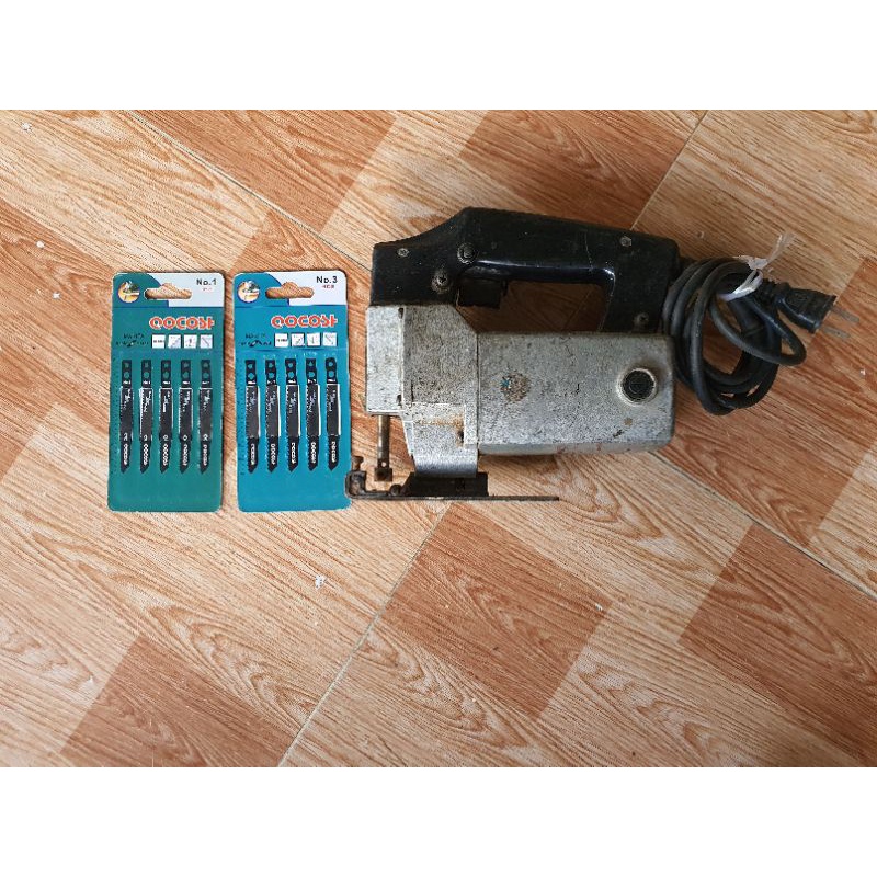 Cưa lọng Makita nội địa điện 100 volt có điều tốc