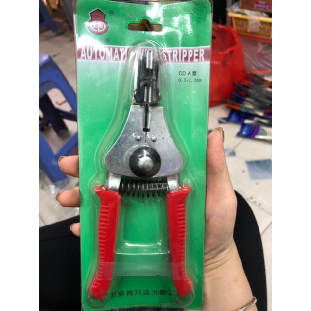 Kìm tuốt dây cáp điện tự động