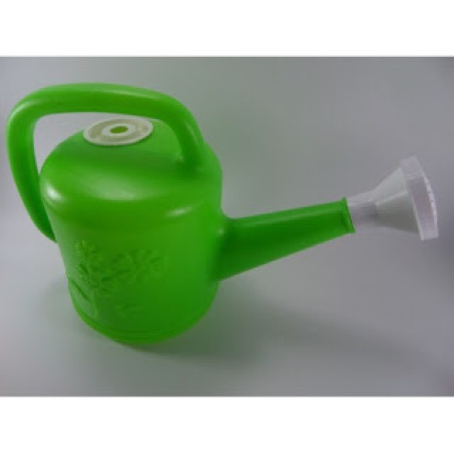 DOA TƯỚI CÂY 5 LÍT NHẬP KHẨU.