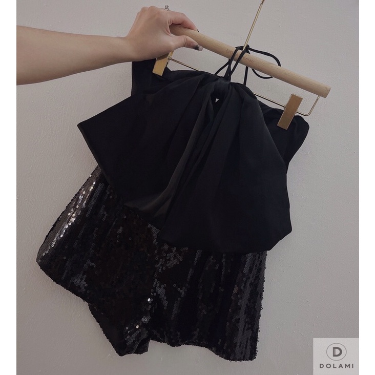 Jumpsuit short nơ ngực phối kim sa