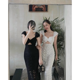 Đầm body xốp xoắn ngực