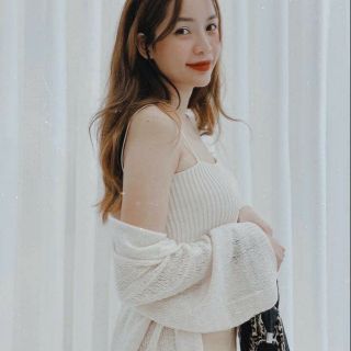 Áo khoác ren đi biển, áo khoác len mỏng hot 2019