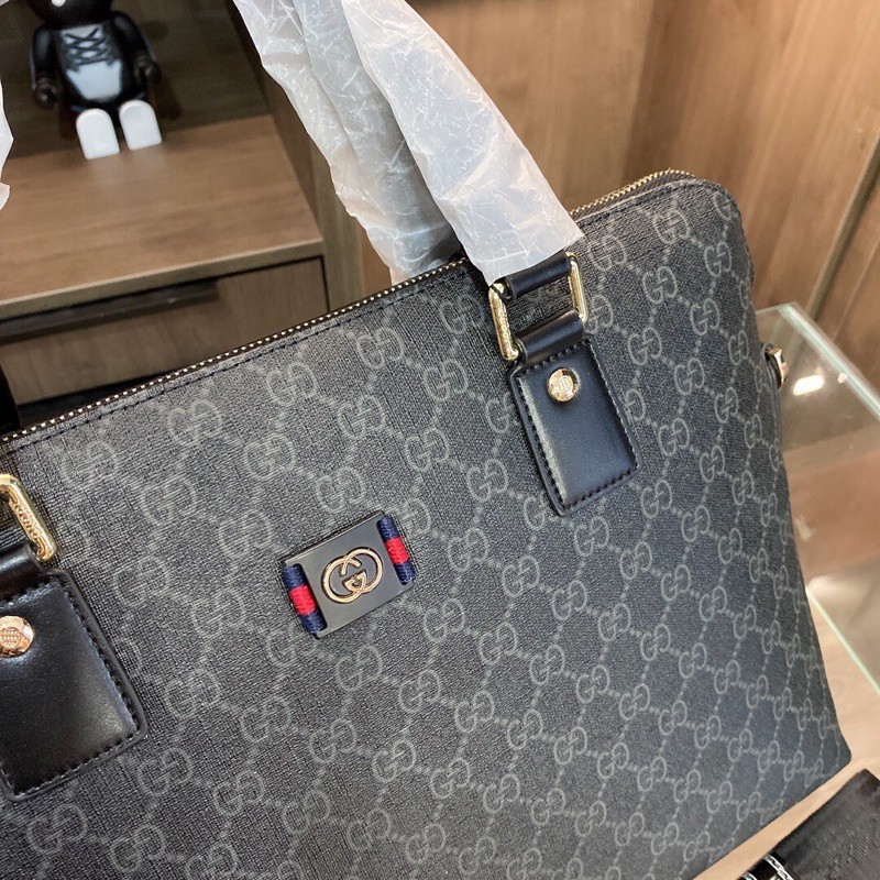 Cặp da nam Gucci cao cấp chuẩn Auth - Túi đeo chéo nam Gucci new 2021