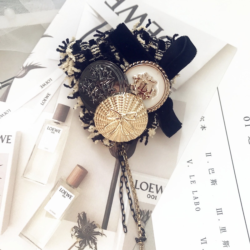 Ghim Cài Áo Hình Số 5 Đính Lông Tua Rua Phong Cách Vintage