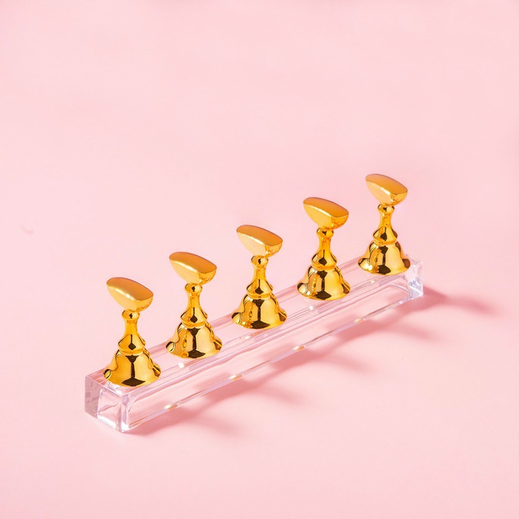 Đế gắn móng giả nails, Đế gắn móng nam châm gắn móng nails chuyên dụng.