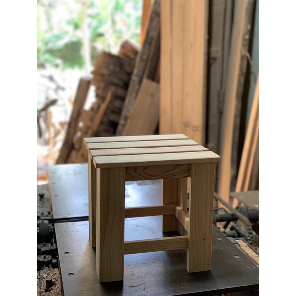 Đôn Pallet gỗ tự nhiên / 30x30 , cao 30cm