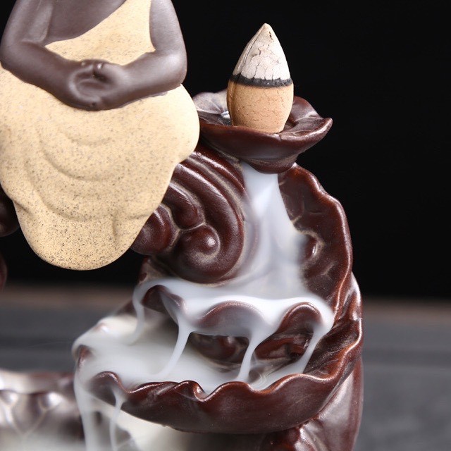 Thác khói trầm hương tặng 3 nụ trầm thác phật thích ca tọa thiền đài sen