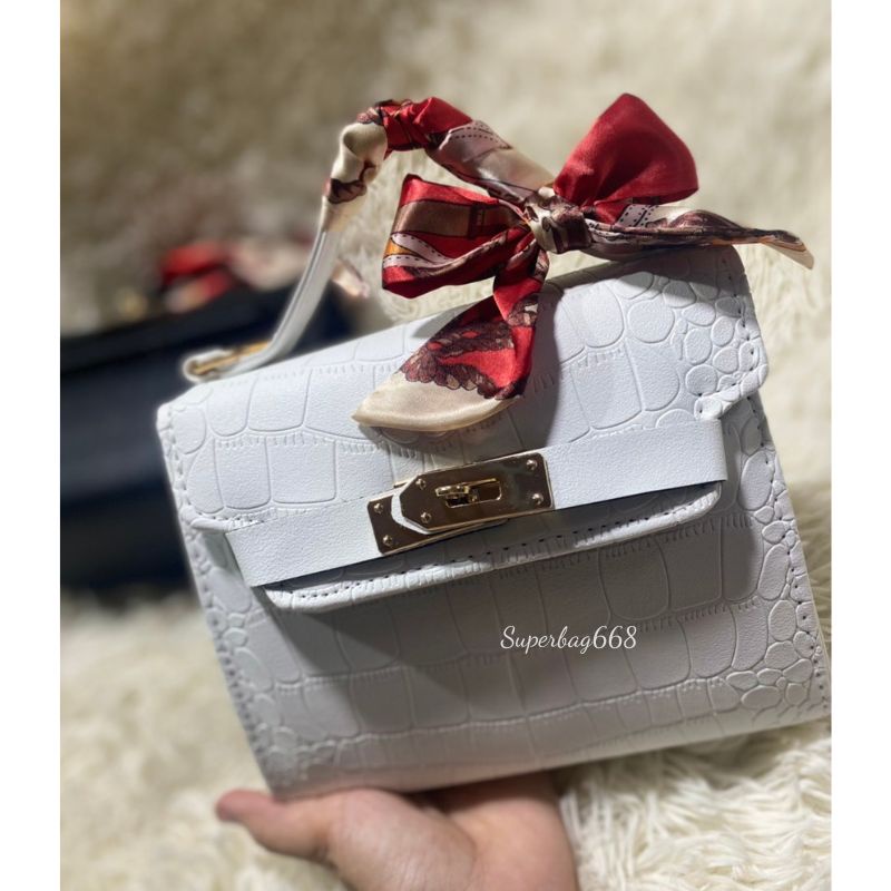 [ẢNH VIDEO THẬT] Túi Xách Nữ Da Rắn Thời Trang Khóa Vặn HQ119