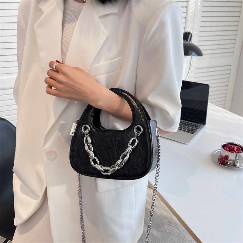 Túi Đeo Chéo Phối Dây Xích Thời Trang Xuân Hè Hàng Mới 2022 Dành Cho Bạn Nữ GYLXB167