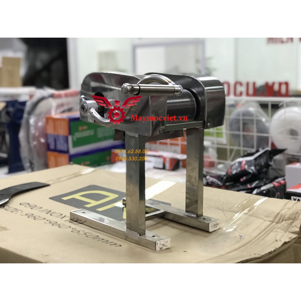 Máy thái bì heo làm nem nắm thơm ngon hảo hạng