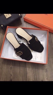 Guốc gucci và guốc bèo