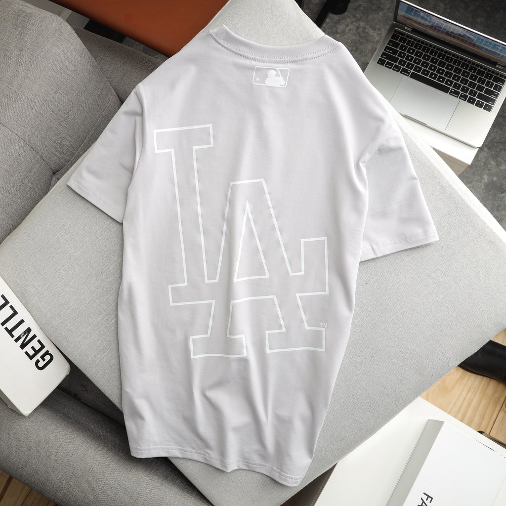 Áo thun thời trang unisex chất liệu cotton cao cấp, họa tiết logo cá tính