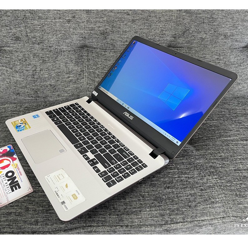 Laptop Asus X507UA Core i3 Gen 7/ Ram 8Gb/ SSD 256Gb/ 15.6'' IPS HD/ Vân tay nhận dạng.