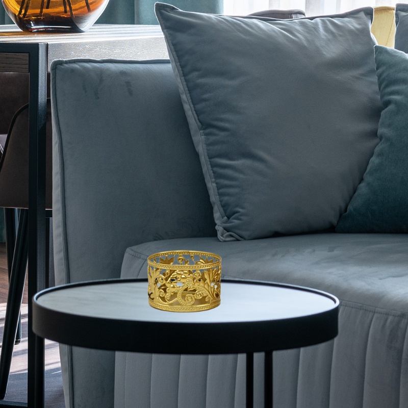 Giá Đỡ Đèn Cầy Bằng Sắt Thiết Kế Đục Lỗ Độc Đáo Trang Trí Nhà Cửa /