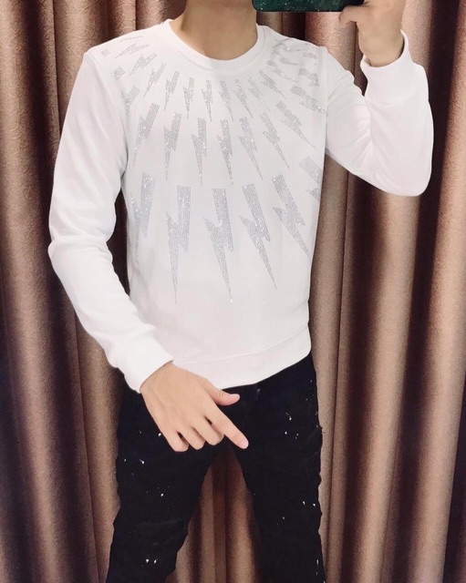 Áo Thun GVC tia sét đính đá( hàng có sẵn) | BigBuy360 - bigbuy360.vn