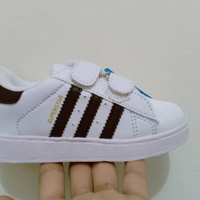 Giày Thể Thao Adidas Superstar Phối Sọc Trắng Đen Size 25 35-26 0512 Cho Bé